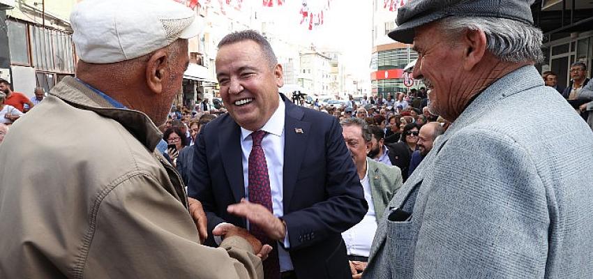 baskan-bocek-korkutelinde.jpg