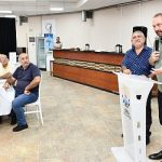 baskan-gumrukcunun-esnaf-bulusmalari-suruyor.jpg