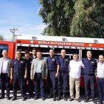 milas-belediye-baskani-muhammet-tokat-milas-itfaiyesini-ziyaret-etti.jpg