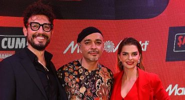 MediaMarkt mağazasında sürpriz rap performansı