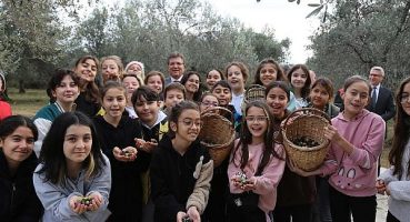 Öğrenciler zeytinin dalından sofraya yolculuğunu öğrendi