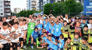 umut-turnuvasi-sampiyonu-adana-demirspor-oldu.jpg