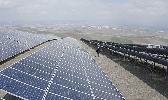 galata-wind-avrupada-toplamda-300-mw-kapasiteli-gunes-enerji-santrali-projeleri-gelistirecek.jpg