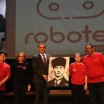 yenisehir-belediyesi-8-ilden-500-ogrenciyi-robot-yarismasinda-bulusturdu.jpg