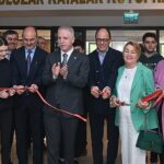 kadikoy-anadolu-lisesi-kutuphanesi-kayalar-ailesi-destegiyle-yenilendi.jpg