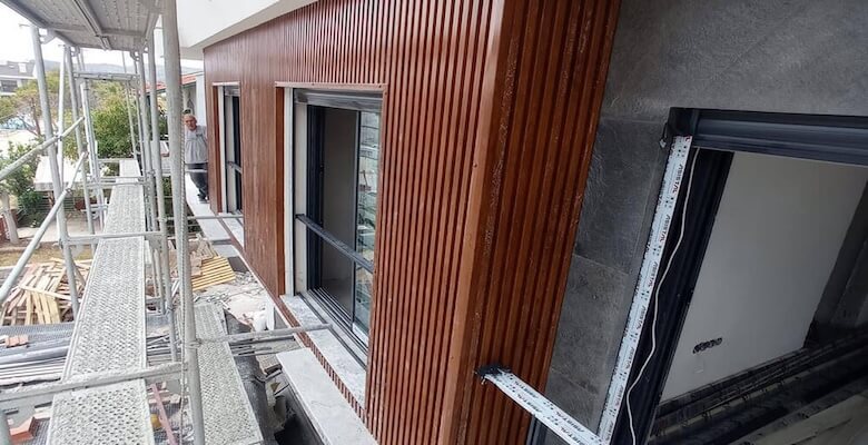 Ahşap Kompozit Cephe Kaplaması: Estetik ve Fonksiyonellik Bir Arada